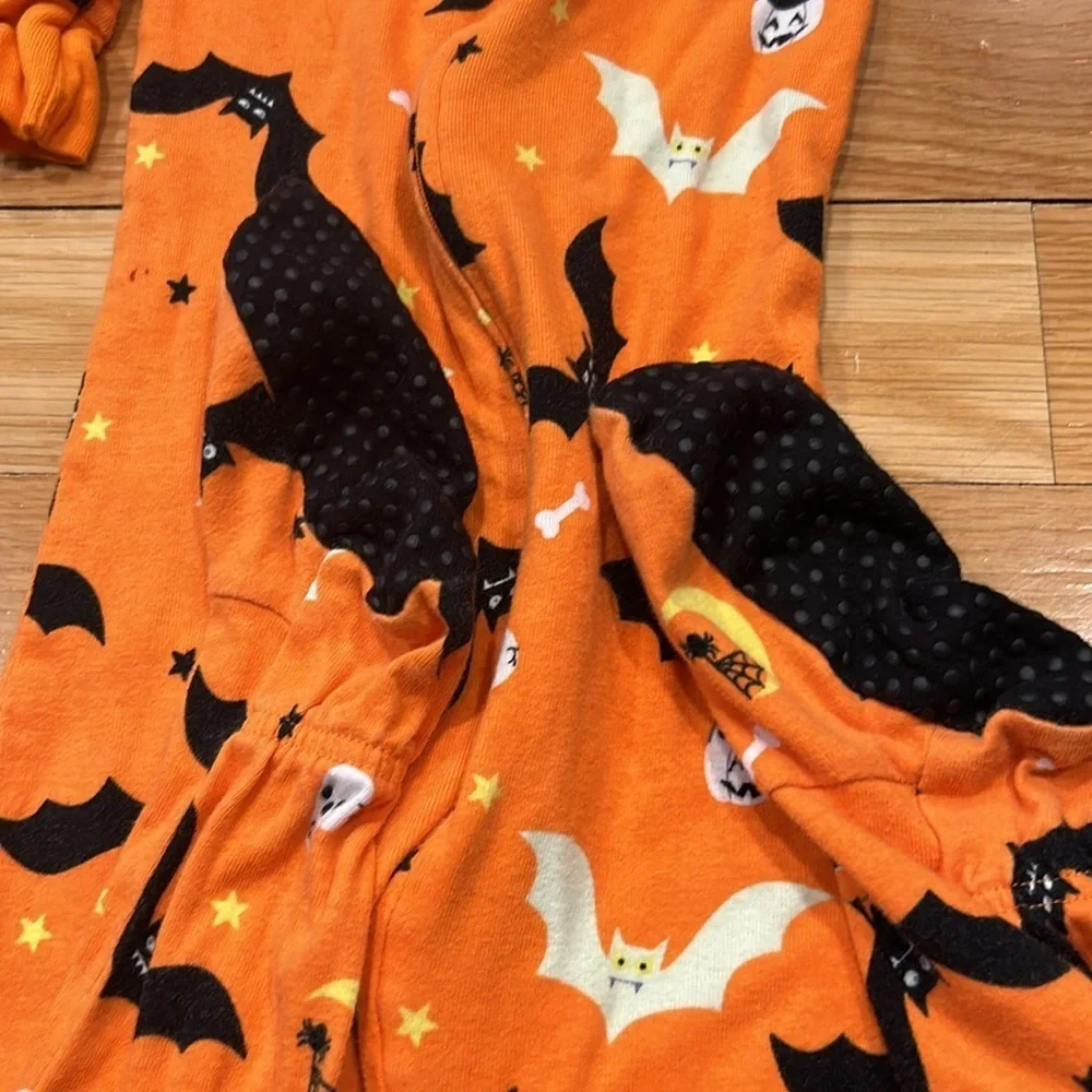 Old navy 4 t halloween sleeper good condition